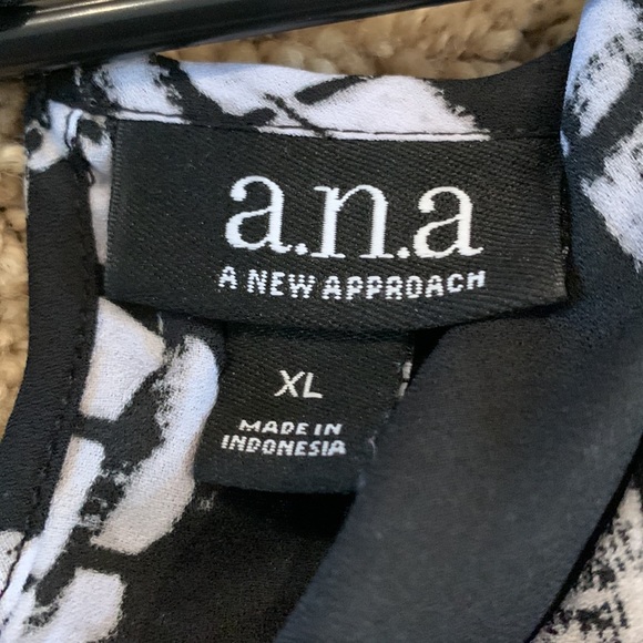 A.n.a semi sheer tunic, tank top, size extra large - Picture 5 of 6